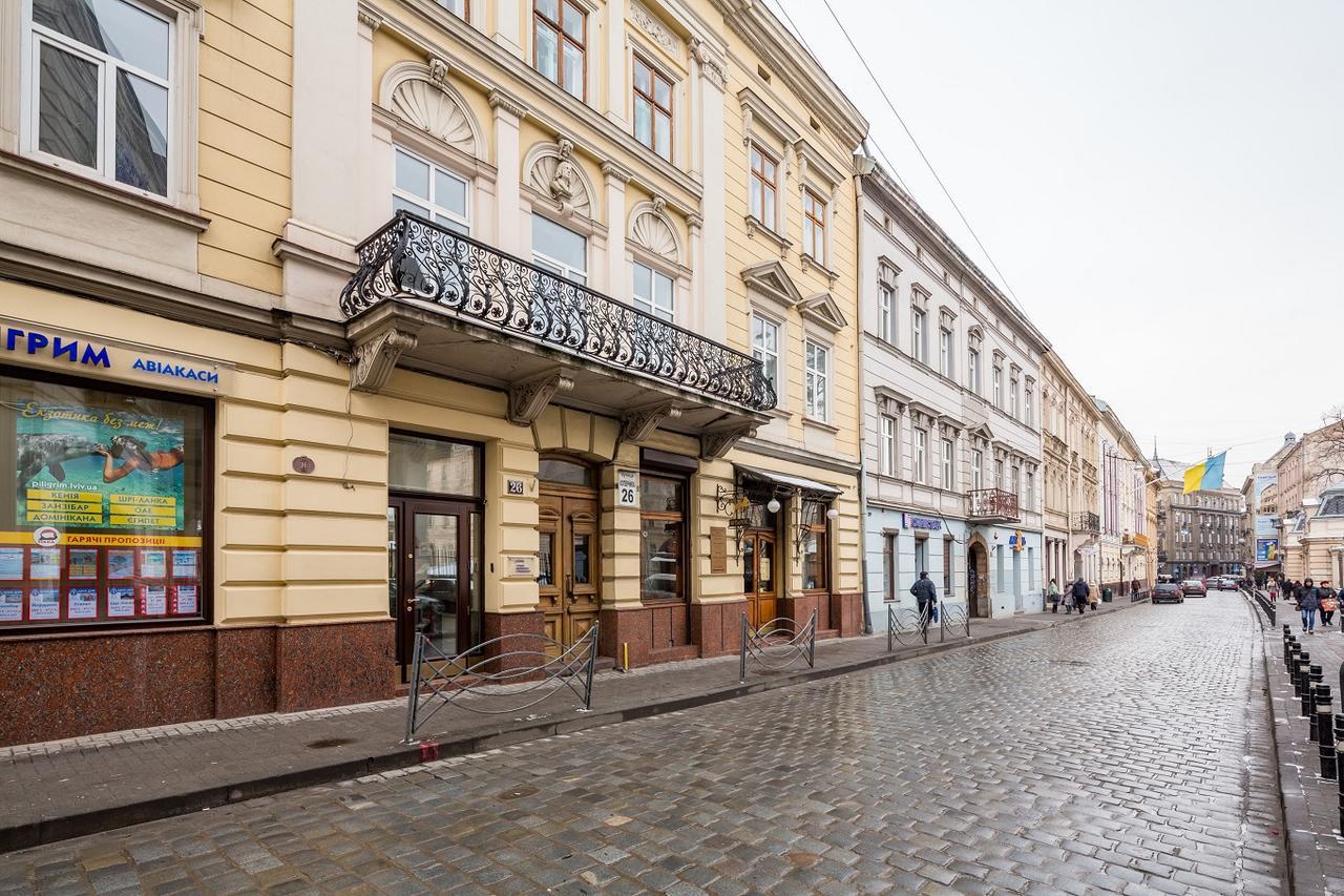 Квартира В Центрі Подобово На Вулиці Коперника 26 Біля Палацу Мистецтв Лвив Екстериор снимка